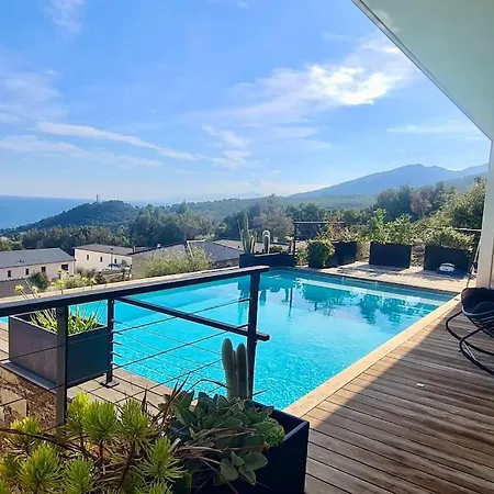 K. Avec Piscine Sur Les Hauts De Lavasina * Brando